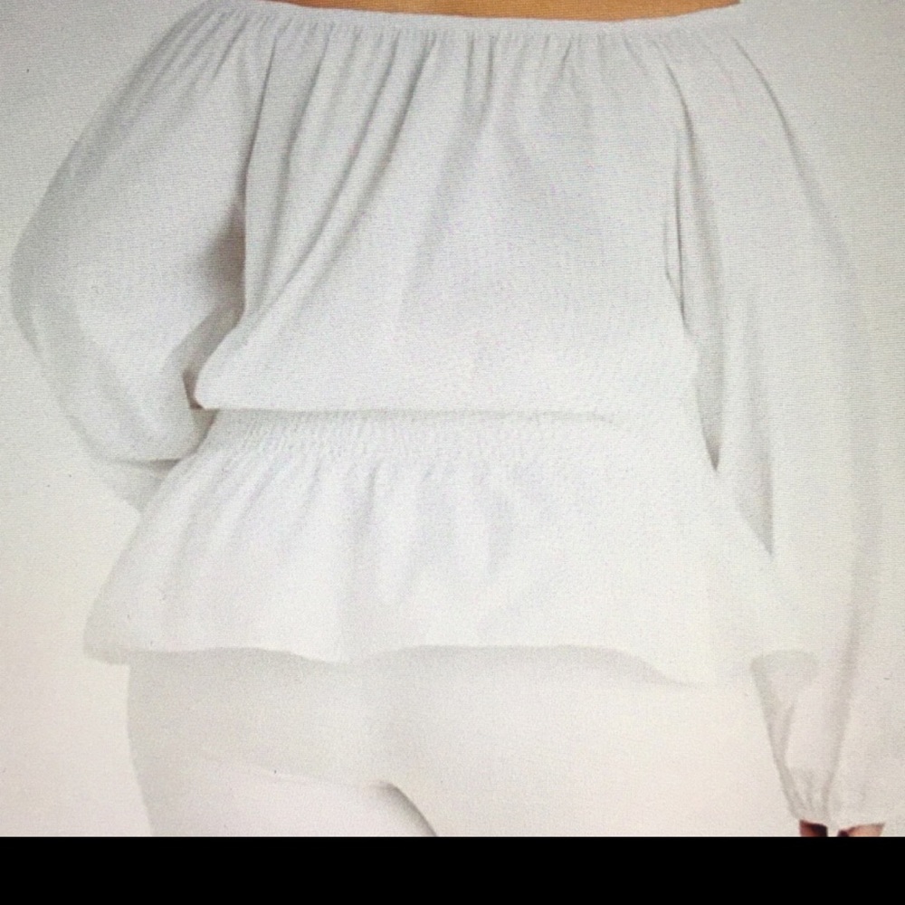 ๐ ASHLEY STEWART WHITE BLOUSE NWT - Picture 2 of 4